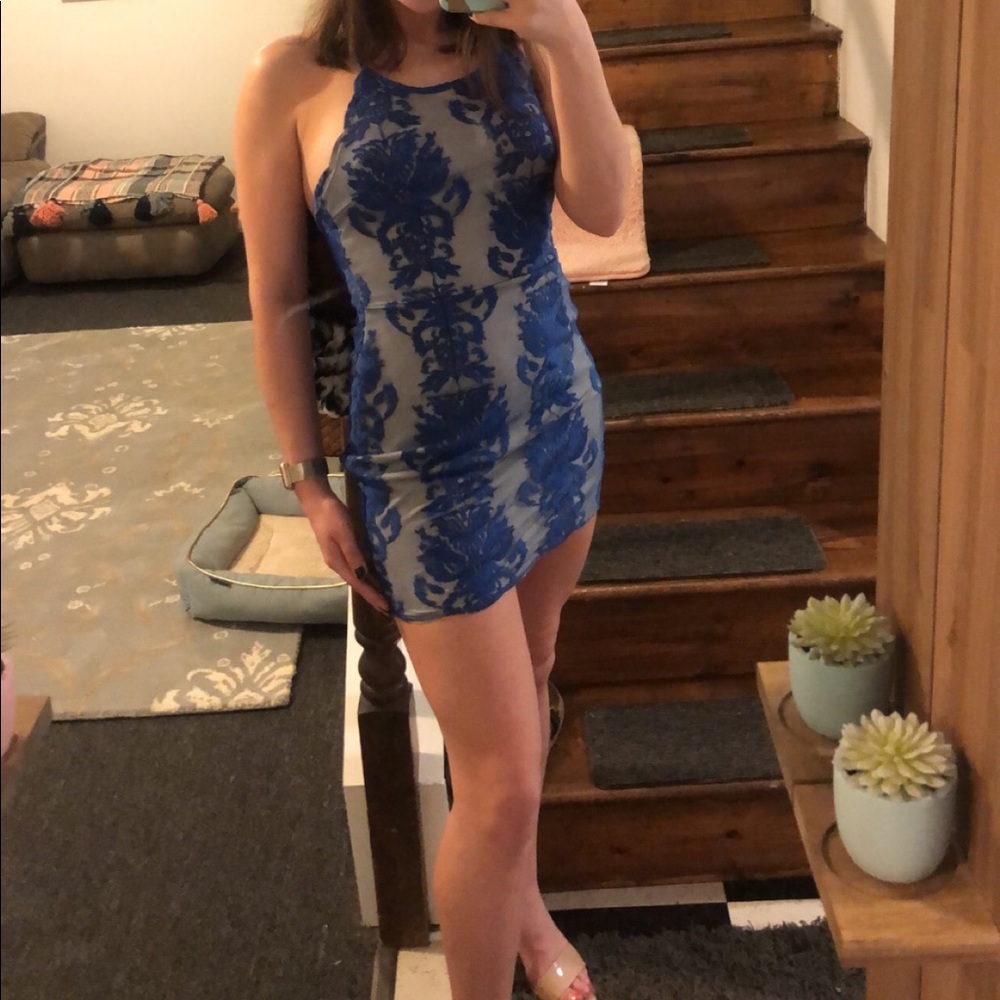 Nude/blue lace dress